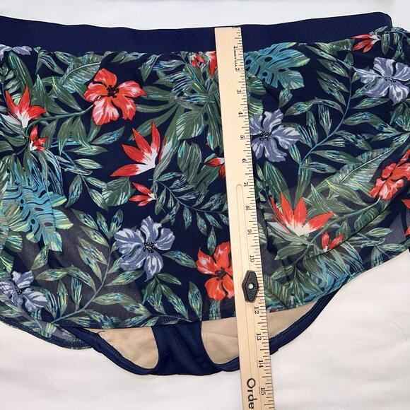 Cacique Swim Tankini Plus Size 22W Navy Floral Racerback Tank Skort Ruching Pool - Picture 4 of 15